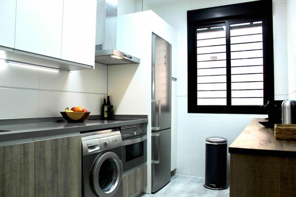 Apartmán Downtown Jinetes Deluxe With Pool & Free Parking Màlaga Exteriér fotografie