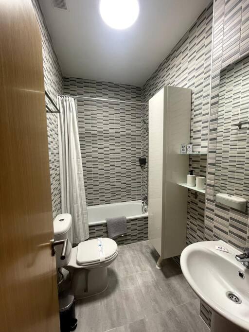 Apartmán Downtown Jinetes Deluxe With Pool & Free Parking Màlaga Exteriér fotografie